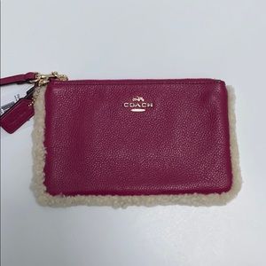 NWT COACH LEATHER WRISTLET WITH SHEARLING TRIM